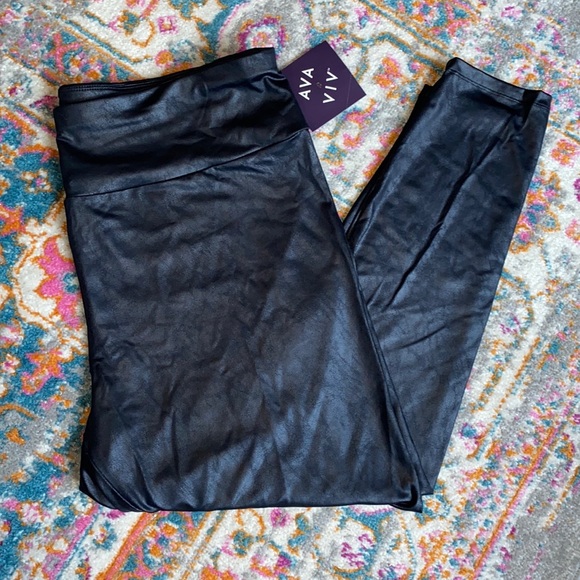 Ava & Viv Faux Leather High Waisted Legging Liquid Shine Black Size 2x NWT - Picture 3 of 8